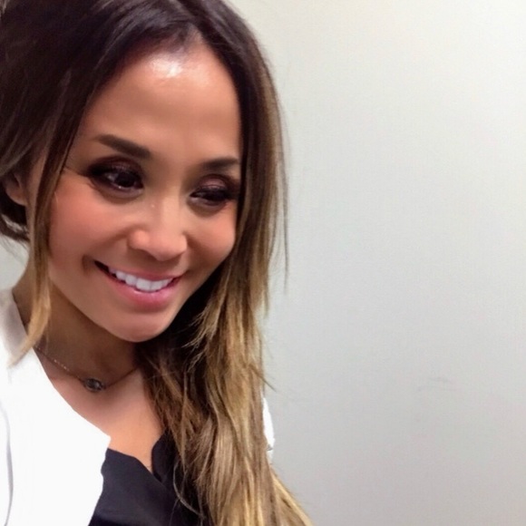 Meet your Posher, Lola - Picture 3 of 3